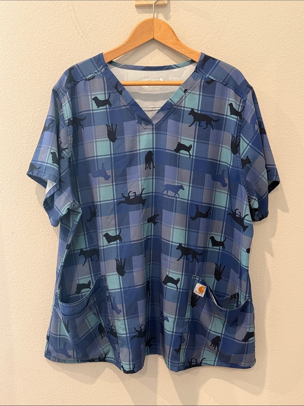 Carhartt Blue & Teal Plaid Dog-Silhouette Scrub Top Size 2XL Vet Dog Scrubs